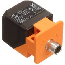 [77045] Detector inductivo; 40x40x54 mm; Alcance 40 mm no enrasable; normalmente abierto; DC; PNP; M12 Conector; IP 67; 3 hilos; Temperatura ambiente -25...70 °C; Frecuencia de conmutación 60 Hz