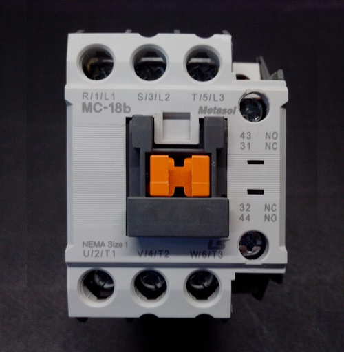 [1703321] CONTACTOR 18A BOB 220VCA MC18B